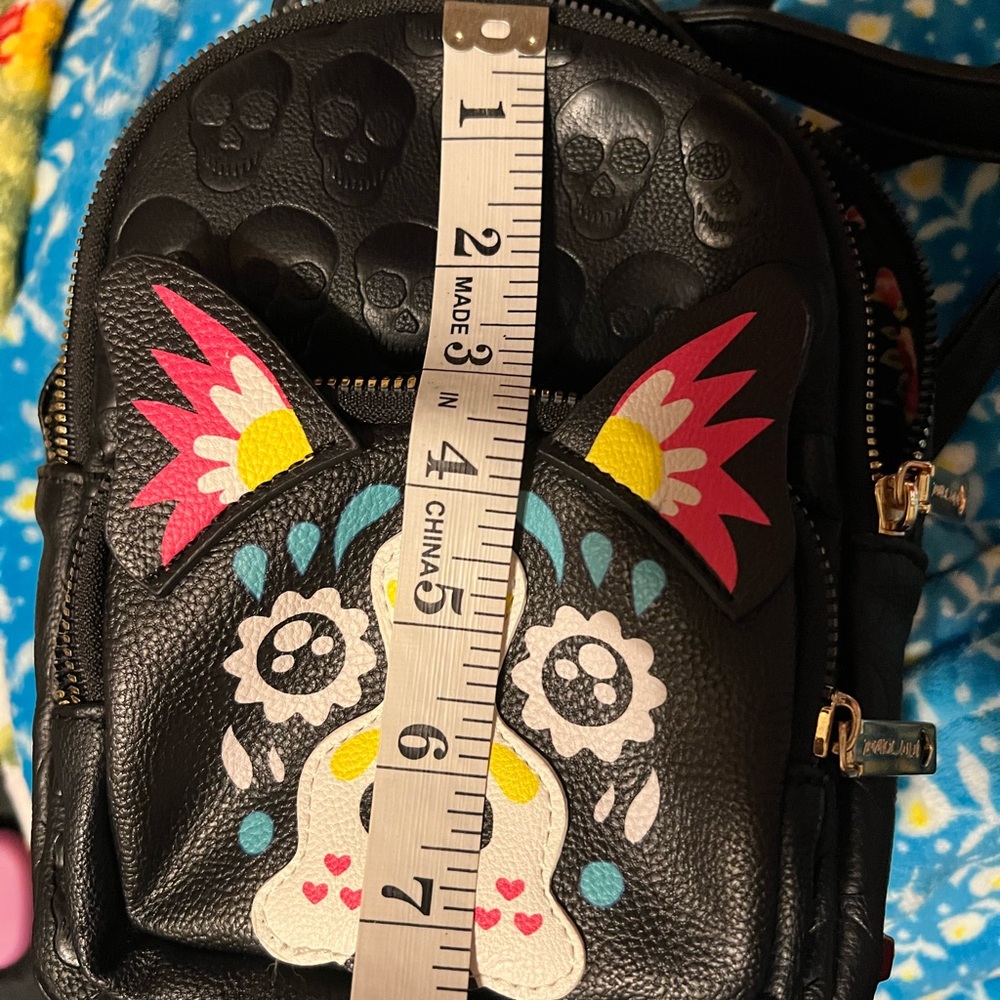 Betsey Johnson mini backpack with skulls and puppy - Picture 8 of 10